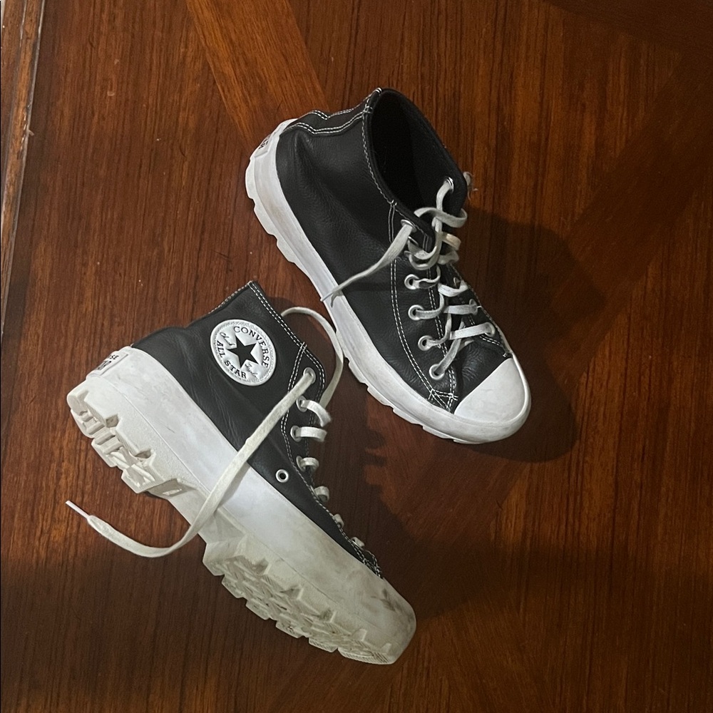 Converse Black and White Chunky Sole Sneakers USED